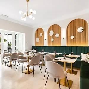 https://adora-hotel.hotels-in-ljubljana.com