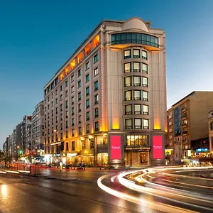 Ramada Plaza By Wyndham Center Hotel